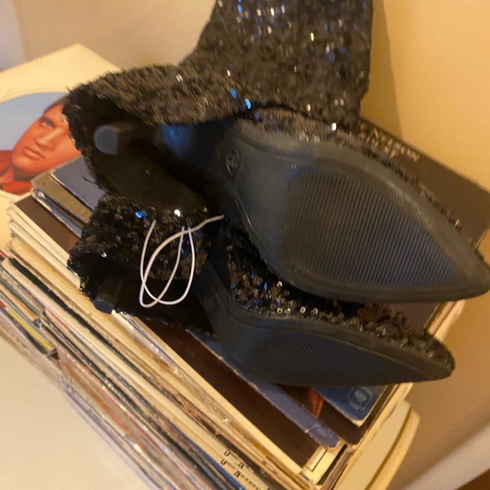 🖤 New without tags✨ Black Sequin high heel cuffed Women's Boots ✨ - Picture 4 of 9